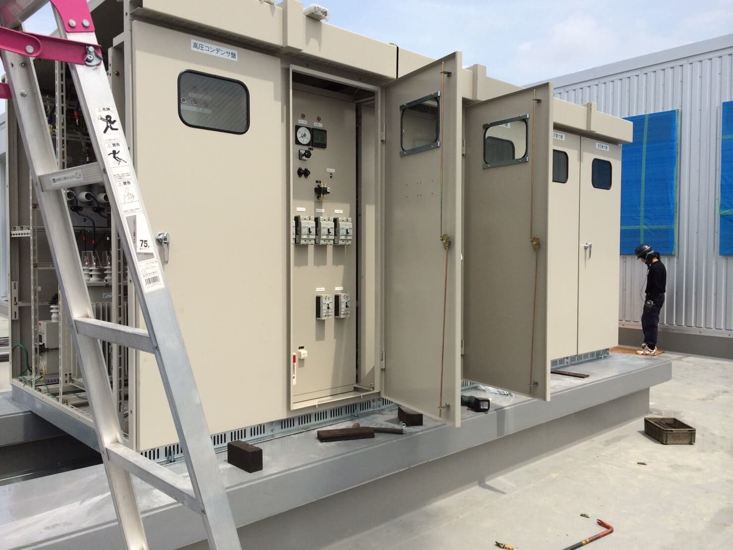 キュービクル式高圧受電設備工事 | 名古屋市名東区の電気工事ならアップライズ